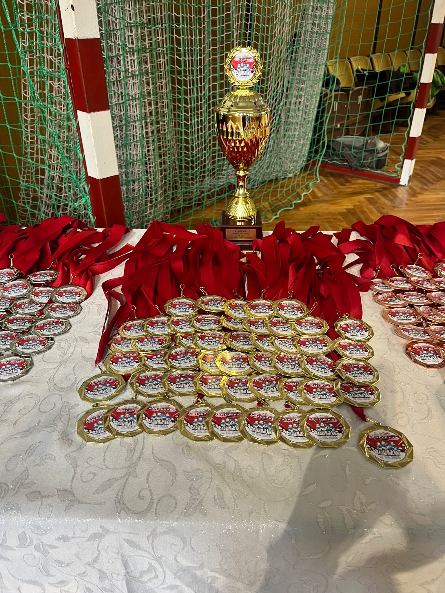 00cec326-80f9-4a5b-b516-dcd0939a6bb2